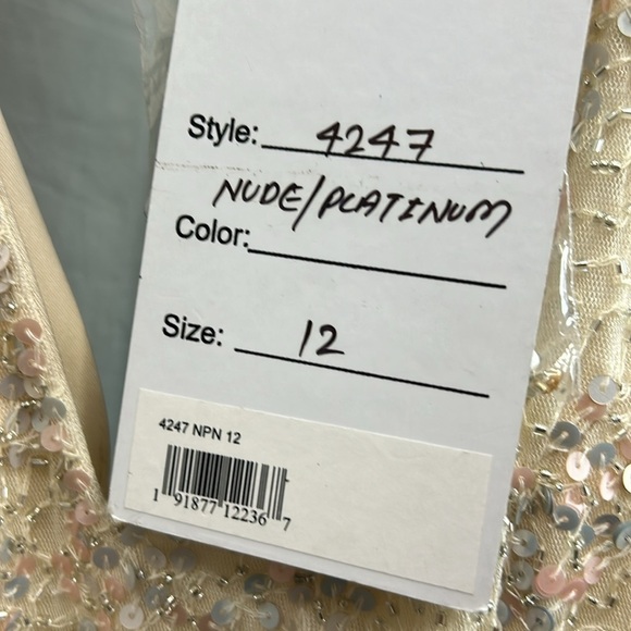 Mac Duggal 4247 / 4247D NWT Three-Quarter Sleeve Embellished Gown in Nude - Picture 6 of 6